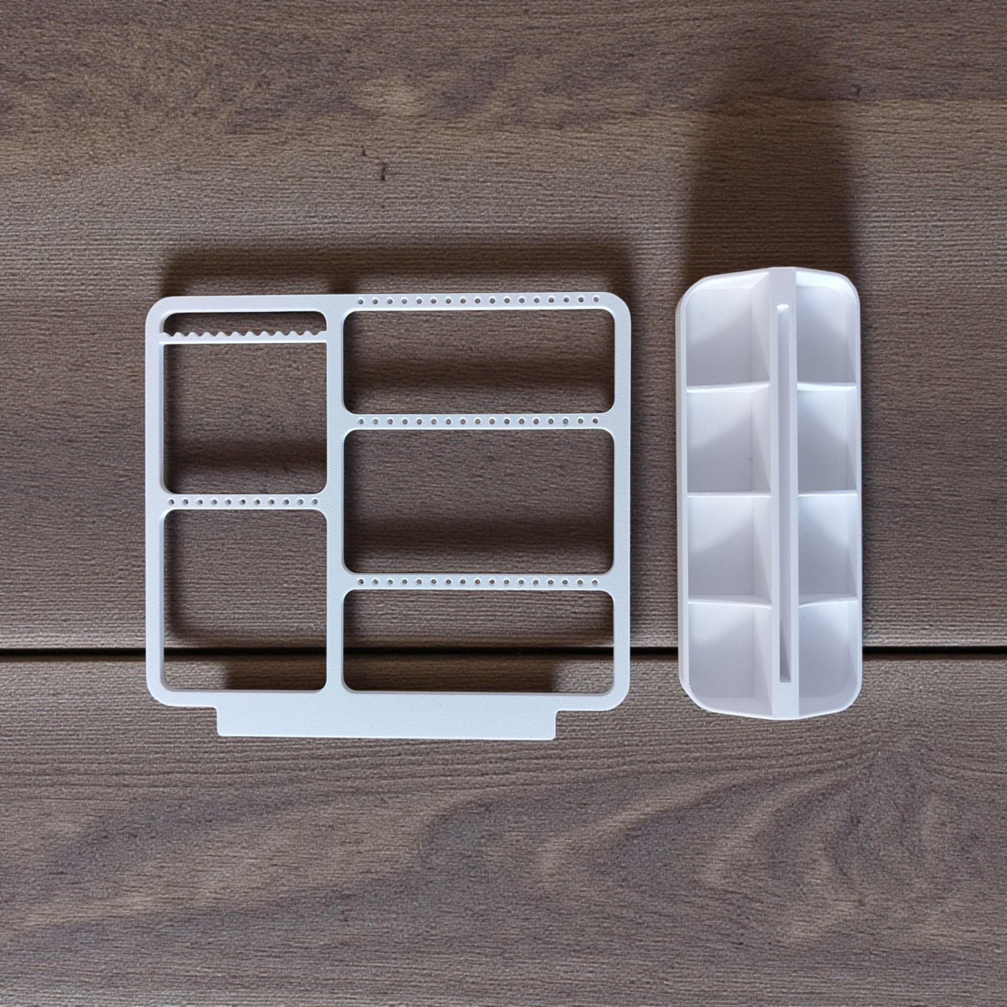 Modern Jewelry Organizer - Hero View